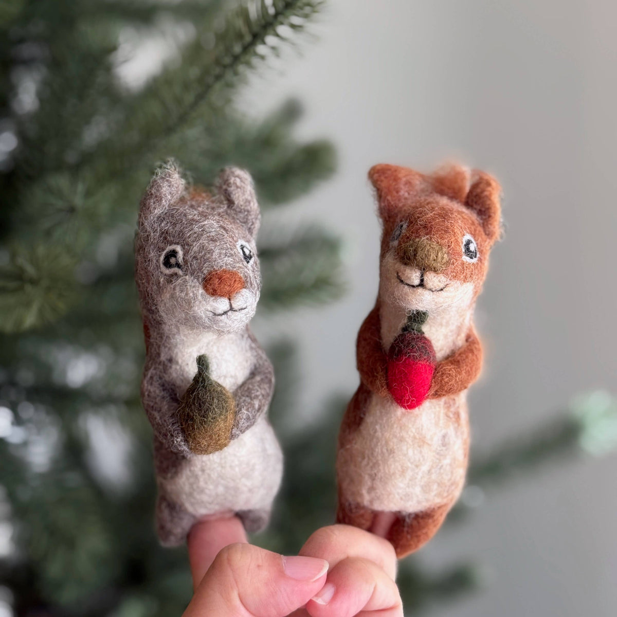 Squirrel Finger Puppet