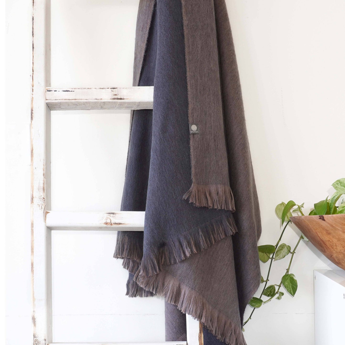 Alpaca Double Sided Throw - Toffee Breeze